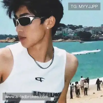 强英坦